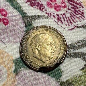 🪙 1947 Spain 1 Peseta Coin — Francisco Franco — Circulated - VINTAGE